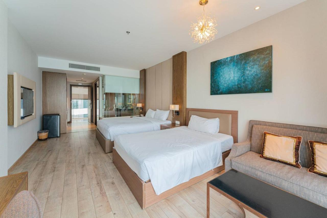 Kn Panorama Beachfront Condotel Nha Trang Exterior photo