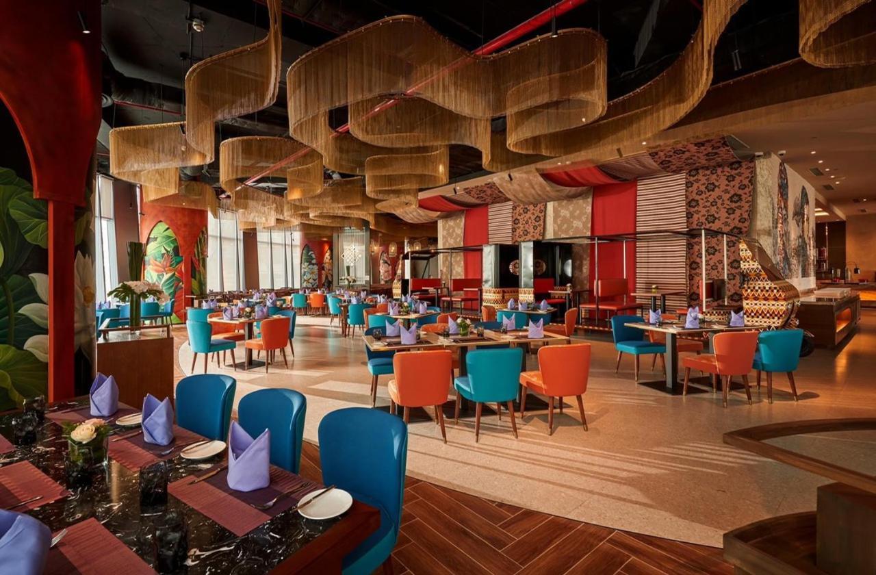 Kn Panorama Beachfront Condotel Nha Trang Exterior photo
